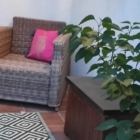 Argola Apartments *